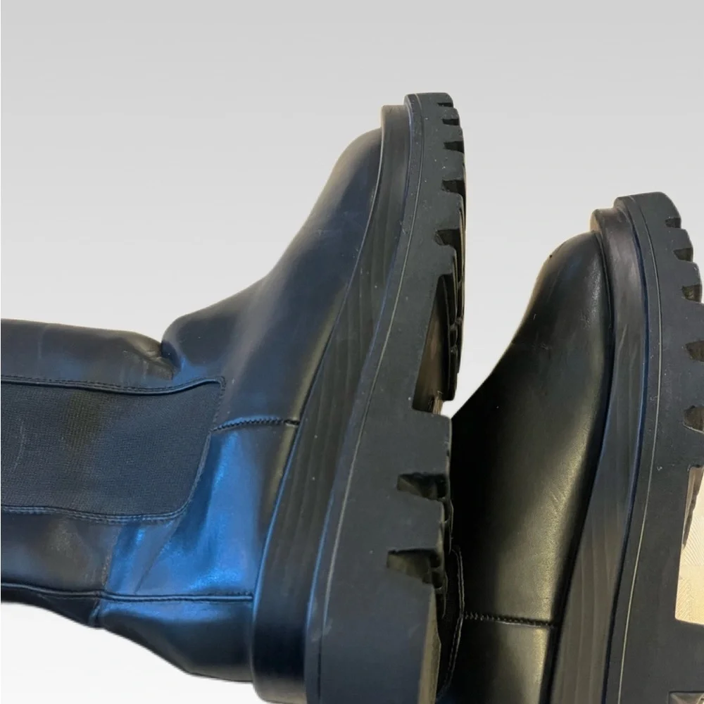 Cape Robbin Black Ankle Boots size 10